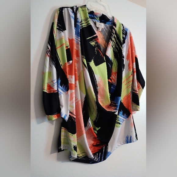 ECI Multi-colored Blouse | Size L - Picture 3 of 4